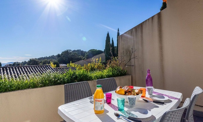 Cavaliere Apartment | Cosy apartment for 4 guests with pool, WIFI, TV, terrace and parking