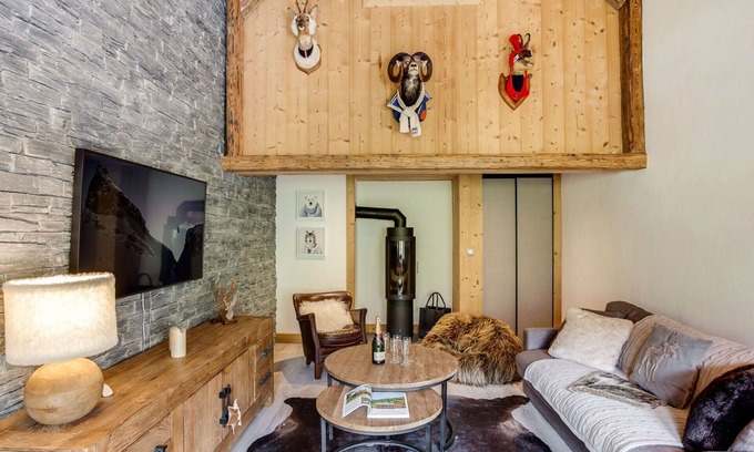 Val Claret Apartment | Cosy apartment for 8 guests with WIFI and TV