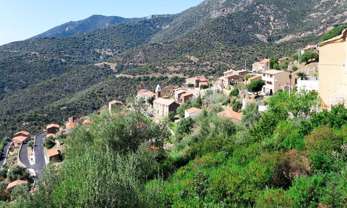 Partinello Apartment | Cosy apartment for 3 people with A/C, WIFI, TV, patio, pets allowed and panoramic view