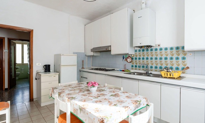 Riva Ligure Apartment | Cosy apartment for 5 guests with WIFI and balcony