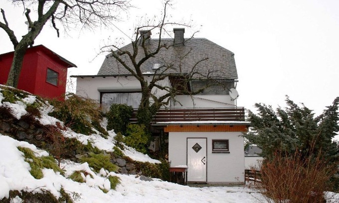 Schwalefeld Apartment | Cosy apartment in Schwalefeld near Willingen with private terrace
