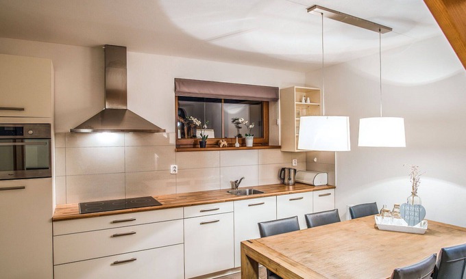 Lipno nad Vltavou House | Cosy apartment in villa for 5 people with WIFI, TV, terrace and pets allowed