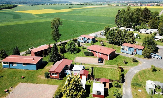 Bad Emstal House | Cosy apartment in villa for 3 people with WIFI, pool, TV, terrace and pets allowed
