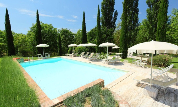 Rapolano Terme Villa | Cosy apartment in villa for 5 guests with pool, WIFI, TV and patio