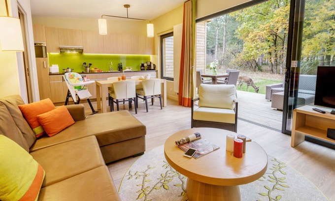 Les-Trois-Moutiers House | Cosy apartment in villa for 4 people with WIFI, pool, hot tub, TV, terrace and parking
