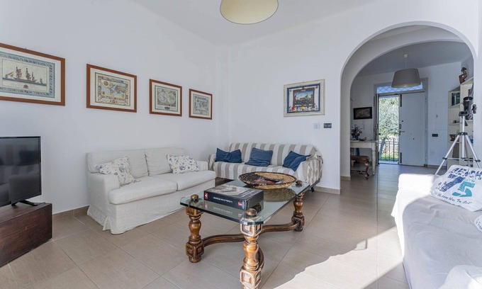 Pieve Ligure Apartment | Cosy apartment with A/C, WIFI, TV, balcony, panoramic view and parking, close to Portofino