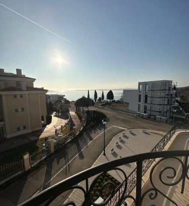 Chernomorets Apartment | Cosy apartments with sea view in complex PANORAMA
