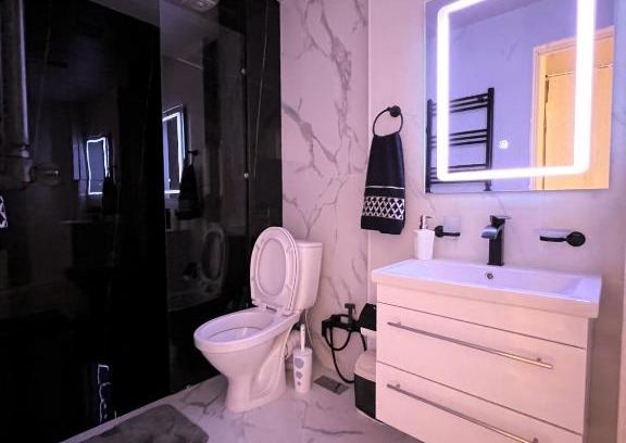 Kentron Apartment | Cosy apt Near Republic Square