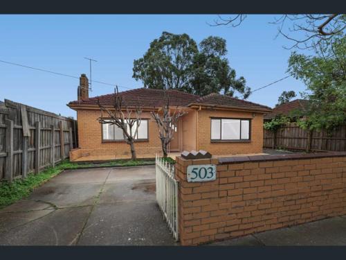 Bentleigh Villa | Cosy home in Bentleigh
