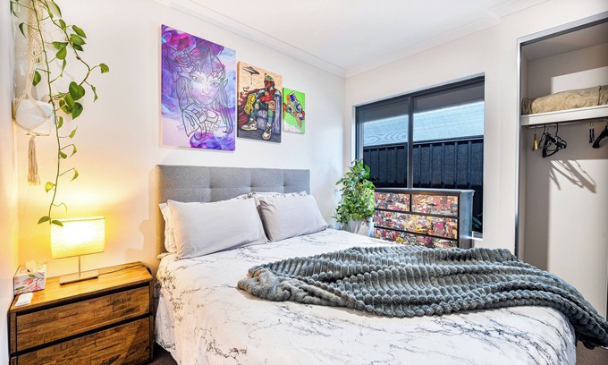 Beechboro House | Cosy Luxe bedroom in Beechboro - 12km from Perth Airport