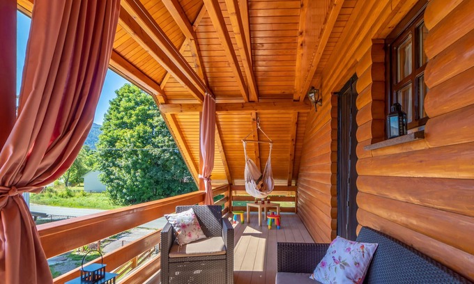 Jasenak House | Cosy rustic wooden house with garden and barbecue, not too far from bathing facilities.