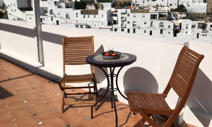 San Ambrosio House | Cosy spacious house in the old town with breathtaking views