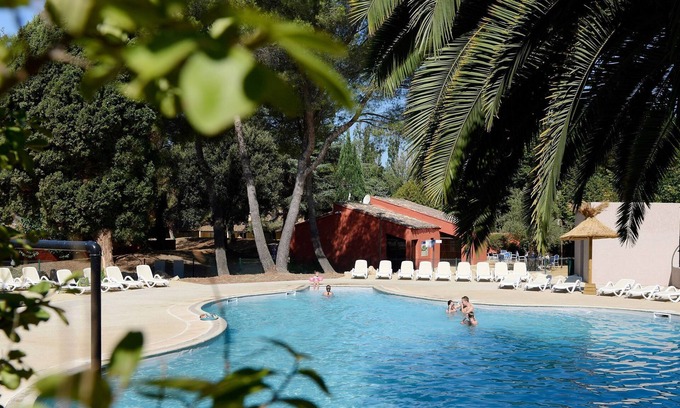 Arles Apartment | Cosy Studio | Accès Piscine Saisonnière