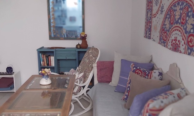 Stelida Apartment | Cosy studio, few minutes away from Chora, airport, prokopis beach, Laguna surf,