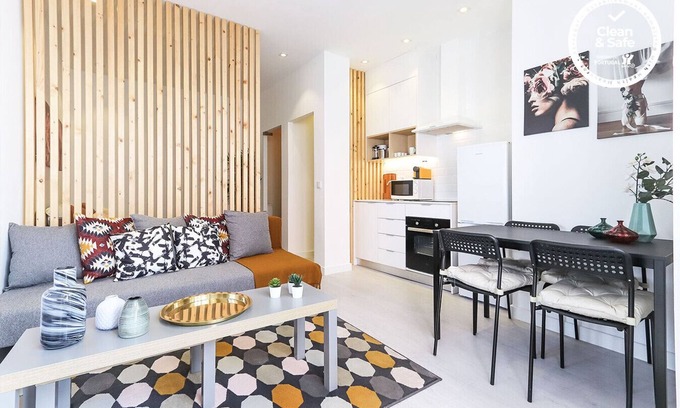 Alcantara Apartment | Cosy studio for 3 people in Alcantara with Wi-Fi and TV