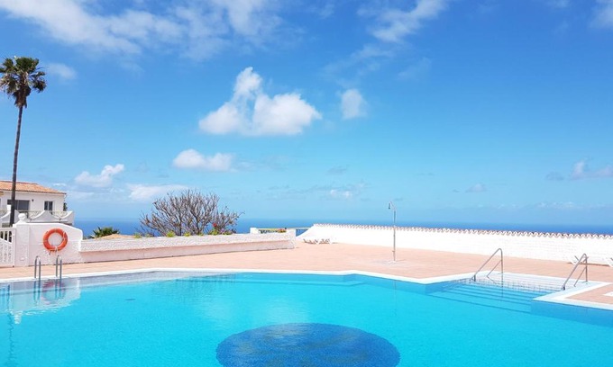Tacoronte Apartment | Cosy Well Located Apartment with swimming pool Tenerife