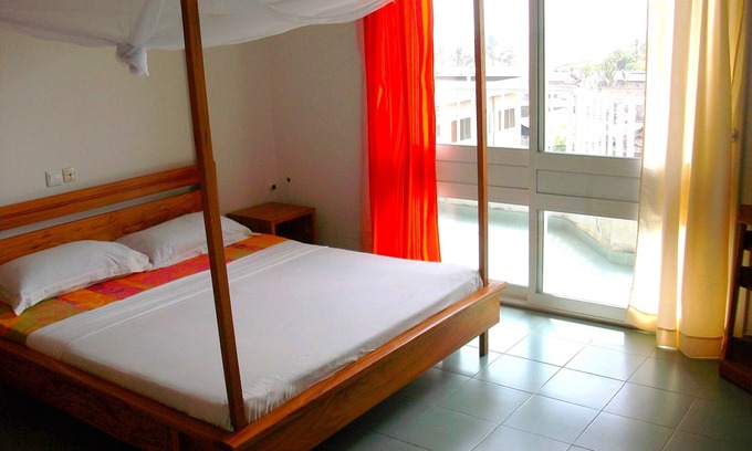 Littoral Department Apartment | Cotonou: Studio - Cotonou