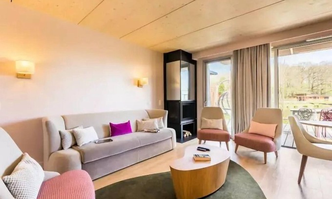 Bailly-Romainvilliers House | Cottage 4 Rooms 6 People VIP