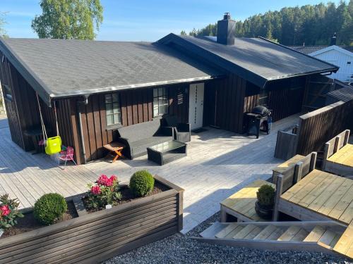 Namsos House | Cottage by the lake in Namsos