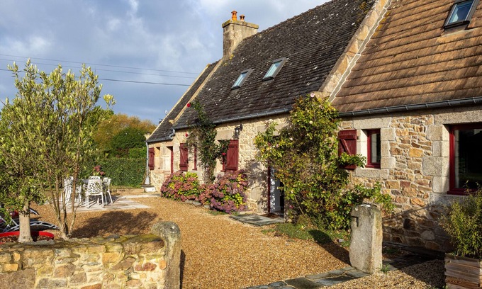 Perros-Guirec House | Cottage by the Sea – The Little Houses of Clarté