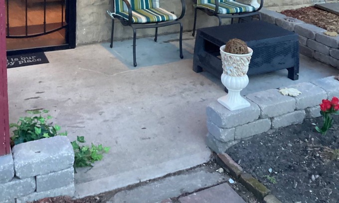 Herron Morton Cottage | Cottage Charmer 7 Mins to Downtown! One Level Living / No Stairs!