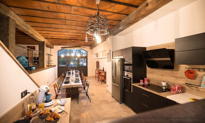 Autun House | COTTAGE Colors Of Saint Martin with Spa, Billard