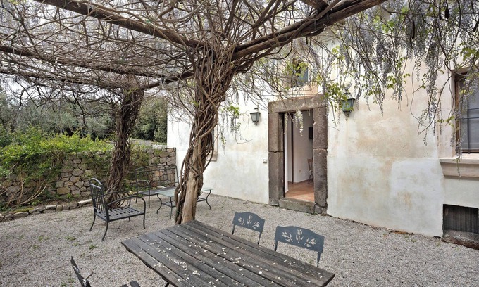 Meta Cottage | Cottage 'Immerso Nella Natura' with Sea View, Shared Terrace and Wi-Fi