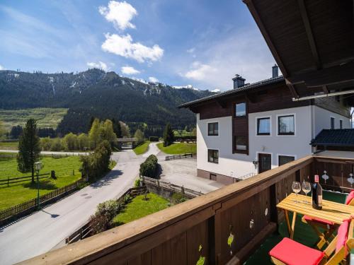 Bramberg am Wildkogel Apartment | Cottage in Muhlbach near Kitzbuhel Ski Area