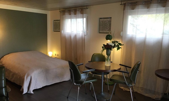 Steinbrunn-le-Bas Apartment | Cottage in the countryside, less than 10 minutes from Mulhouse center, near Switzerland