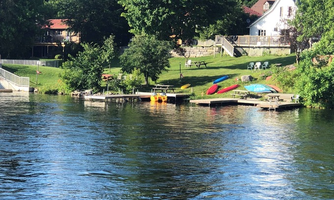 Coboconk Cottage | Cottage Kawartha Lakes on Balsam lake 4 Bed Rooms