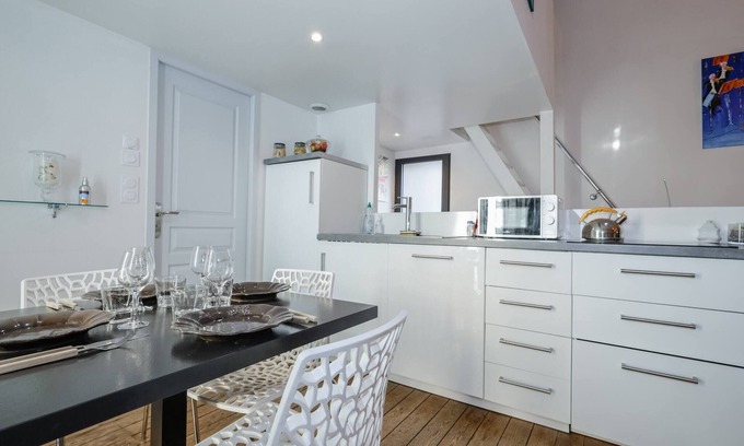 Cholet House | Cottage Le Rêve D'esther, Atypical And Elegant!