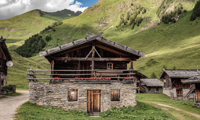 Rio di Pusteria Cottage | Cottage 'Lechnerhütte Fane Alm' with Mountain View, Wi-Fi & Terrace