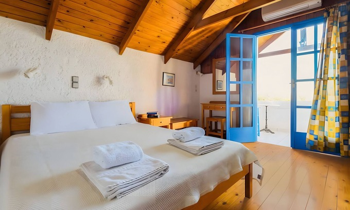 Kantanos-Selino Cottage | Cottage 'Olive Tree 2' with Sea View, Private Terrace and Wi-Fi