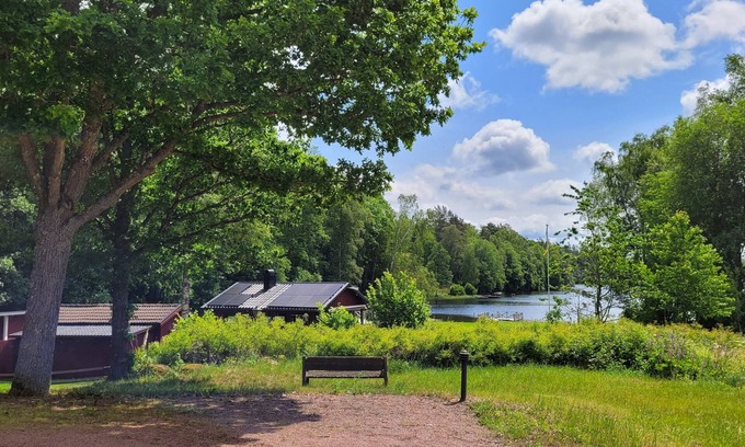 Nassjo Cabin | Cottage on lake plot with own dock, boat and sauna