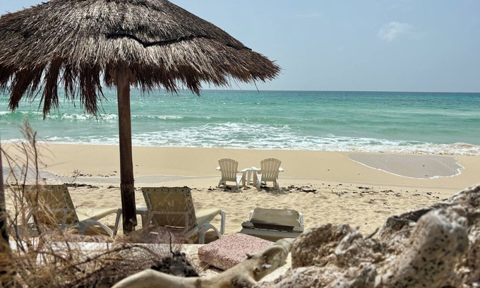 Villa Juarez Cottage | Cottage sleeps 2-3 WiFi, Pool, Kayaks Chef, staff on site