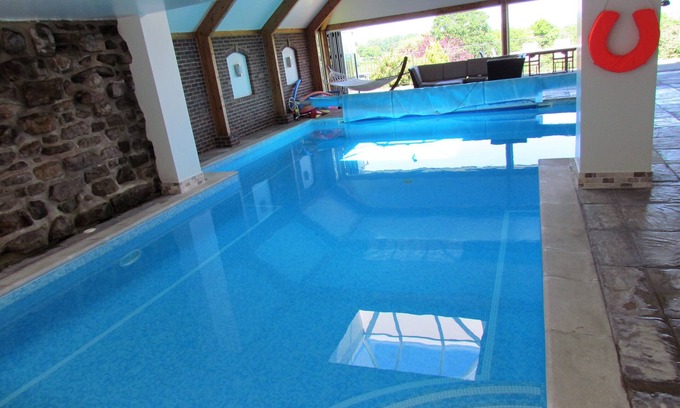 Etchingham Cottage | Cottage With Large Private Swimming Pool, WiFi,Views And Gardens