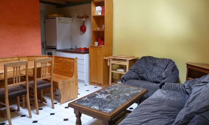 Rougegoutte House | Cottages for 2 to 8 people by the river in a house with character.