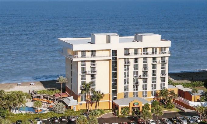 Hutchinson Island South Hotel | Courtyard by Marriott Hutchinson Island