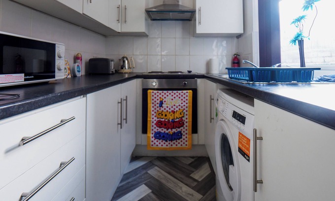Stoke-on-Trent Apartment | Couldon Lodge Double Room 1