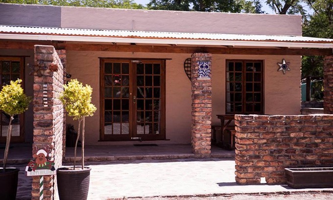 Nieu-Bethesda Ski Chalet | Country Cottages