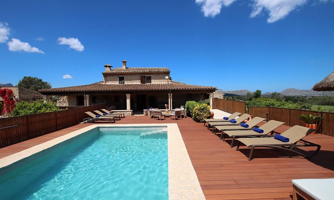 Alcudia Villa | Country House 'Ca Sou' with Private Pool, Wi-Fi and Air Conditioning
