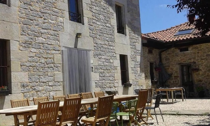 Narvaja House | Country House 'Principal' with Mountain View, Private Terrace and Wi-Fi