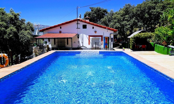Alpandeire House | Country house with private pool secluded in nature. Ideal for children.
