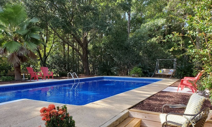 Elberta House | Country living at its best!