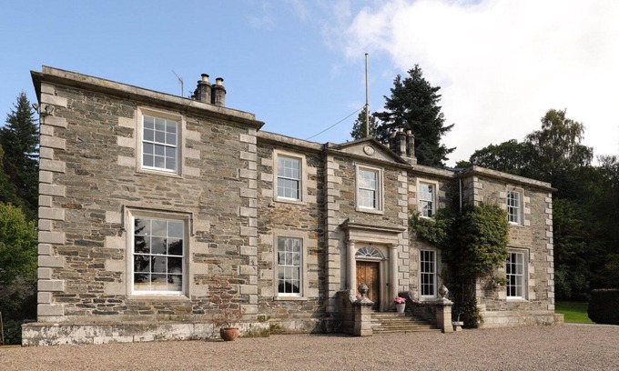 Pitlochry Other | Country Resort in Moulin with 13 bedrooms sleeps 26