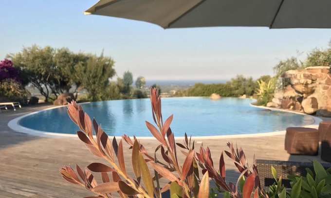 Noto House | Countryhouse with panoramic view-ideal holiday for families or groups of friends