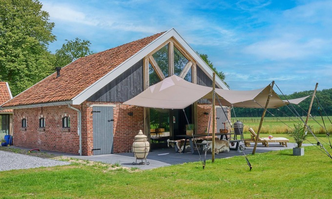Haaksbergen House | Countryside enjoyment with panoramic sauna