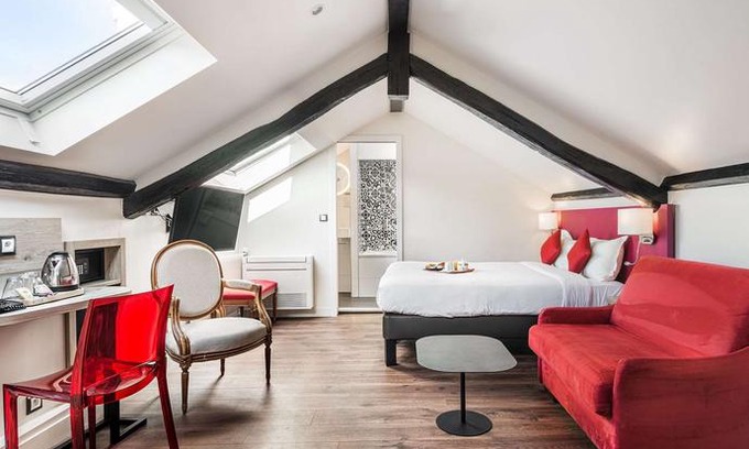 Quartier de la Plaine-de-Monceaux Hotel | Courcelles Mederic