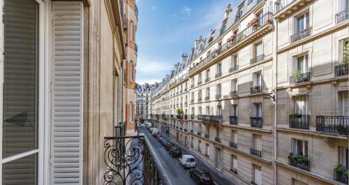 Quartier de la Plaine-de-Monceaux Apartment | Courcelles Parc Monceau