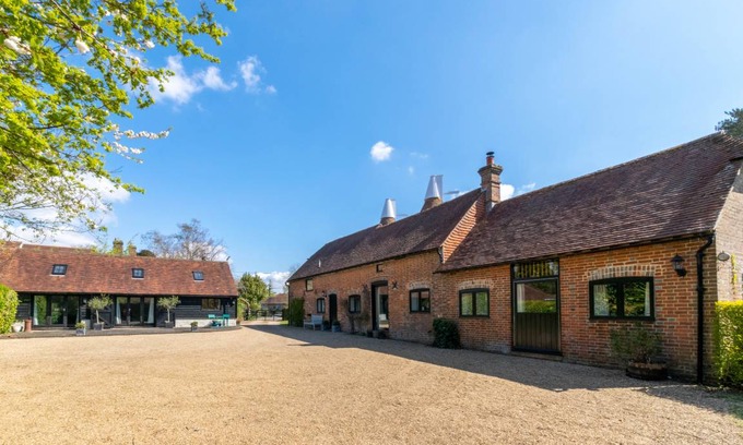Warbleton Cottage | Court Lodge Oast